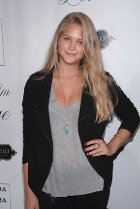 Image of Esti Ginzburg